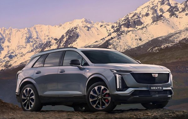 真牛所配资 高颜值美系SUV，配33英寸9K曲面屏、2.0T+48V轻混动力，23.49万起